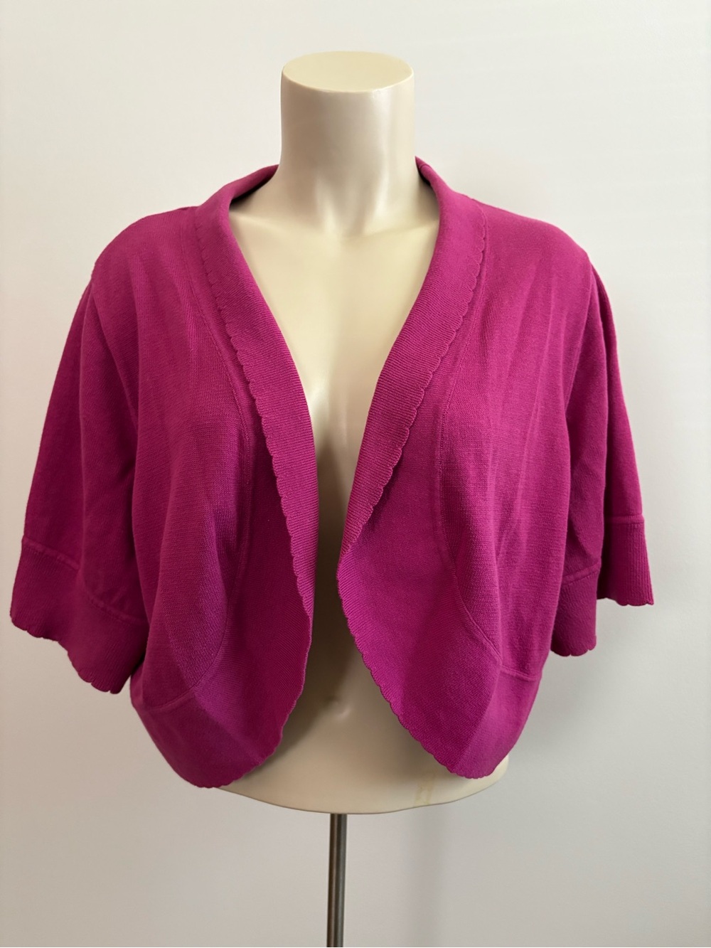 Jessica London Women's Fuchsia Shrug Size 18/20 100%Cotton